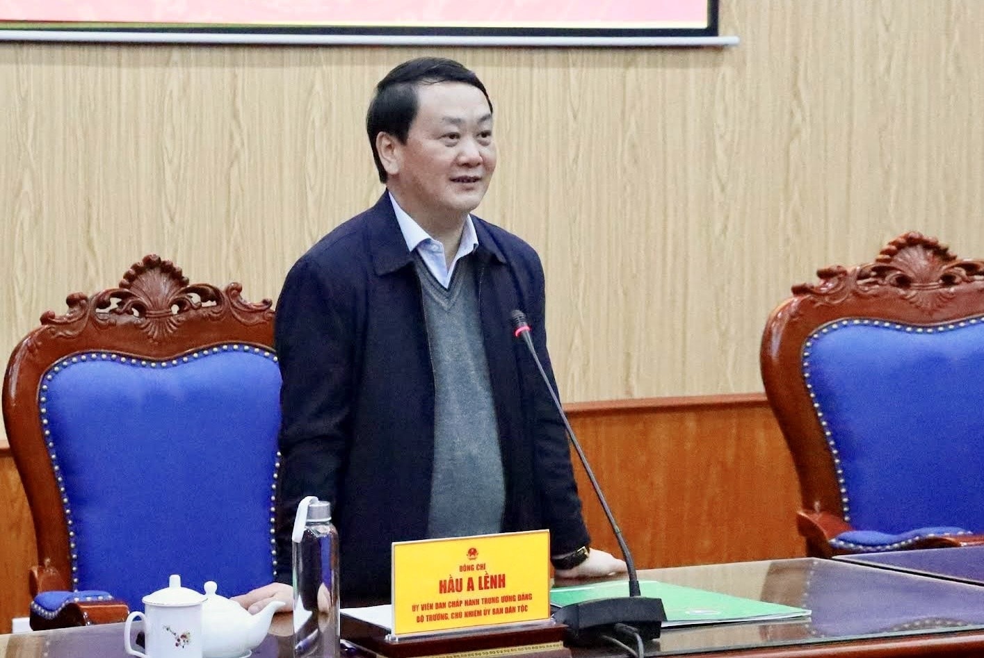 Bộ trưởng, Chủ nhiệm Uỷ ban Dân tộc Hầu A Lềnh phát biểu tại buổi làm việc Bộ trưởng, Chủ nhiệm Uỷ ban Dân tộc Hầu A Lềnh phát biểu tại buổi làm việc