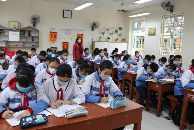 Thủ tướng Chính phủ yêu cầu Bộ Giáo dục và Đào tạo hướng dẫn các địa phương cho học sinh từ 12 tuổi trở lên đi học trực tiếp an toàn trở lại sau Tết Nguyên đán Nhâm Dần 2022 sớm nhất có thể Thủ tướng Chính phủ yêu cầu Bộ Giáo dục và Đào tạo hướng dẫn các địa phương cho học sinh từ 12 tuổi trở lên đi học trực tiếp an toàn trở lại sau Tết Nguyên đán Nhâm Dần 2022 sớm nhất có thể