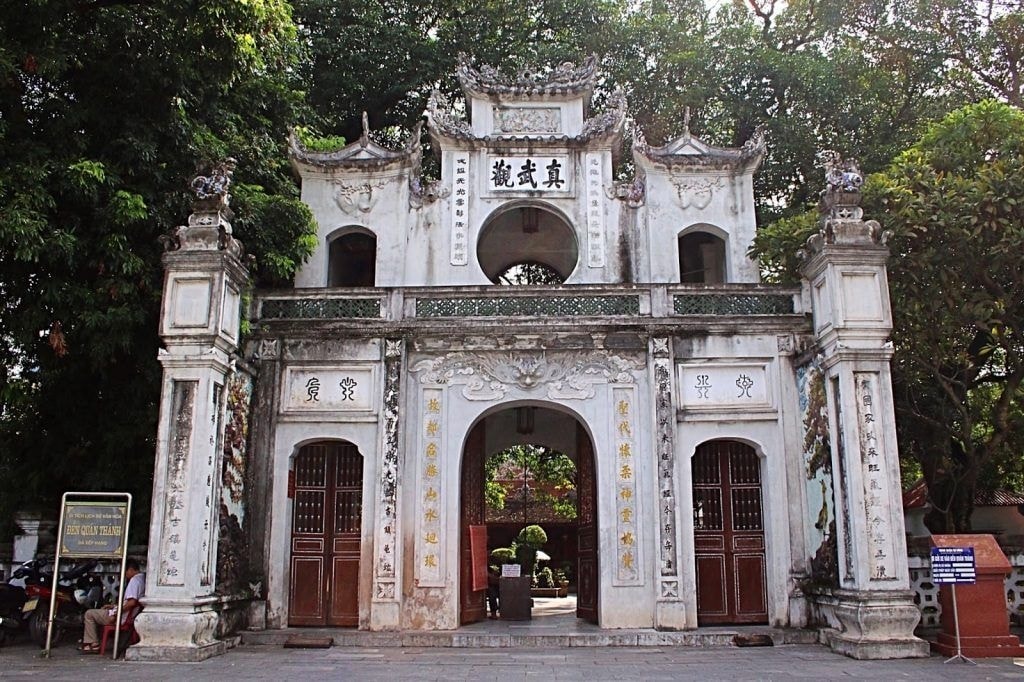 Di tích Đền Quán Thánh (Hà Nội)