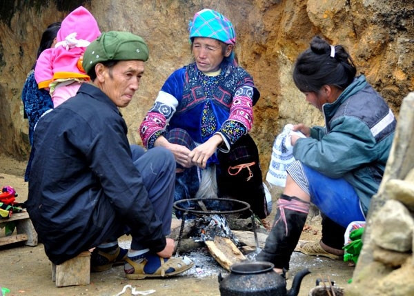 Không khí lạnh kèm mưa phùn đã đổ bộ Bắc Bộ, nhiều nơi rét đậm rét hại
