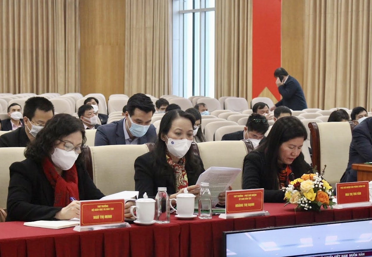 Thứ trưởng, Phó Chủ nhiệm UBDT Hoàng Thị Hạnh và các đại biểu tham dự Hội nghị Thứ trưởng, Phó Chủ nhiệm UBDT Hoàng Thị Hạnh và các đại biểu tham dự Hội nghị