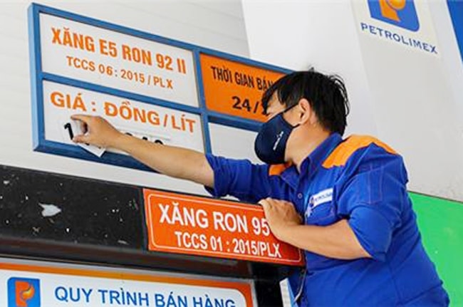 Đây là lần thứ 5 liên tiếp từ đầu năm xăng dầu tăng giá Đây là lần thứ 5 liên tiếp từ đầu năm xăng dầu tăng giá