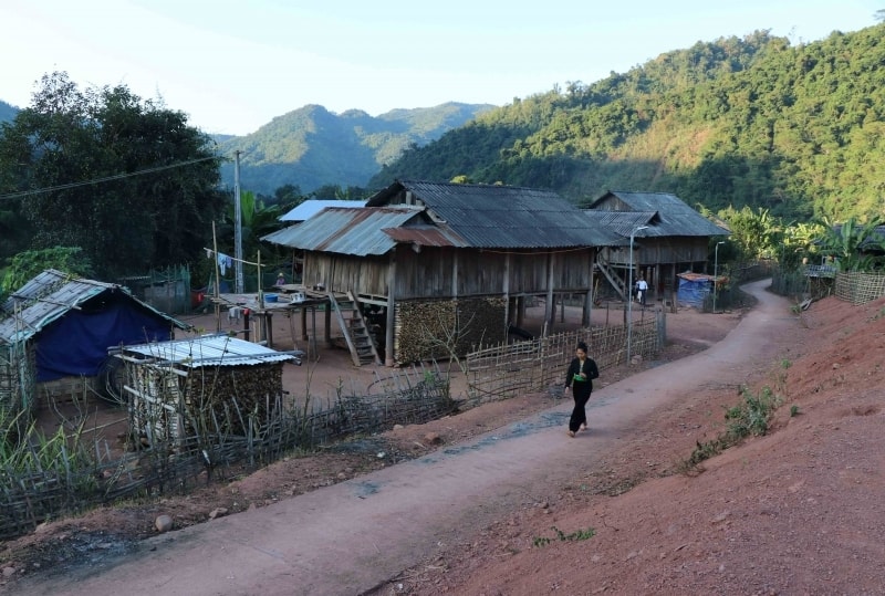 Được sự quan tâm đầu tư của Nhà nước, những bản làng của đồng bào dân tộc Cống ở Điện Biên đã có nhiều khởi sắc Được sự quan tâm đầu tư của Nhà nước, những bản làng của đồng bào dân tộc Cống ở Điện Biên đã có nhiều khởi sắc