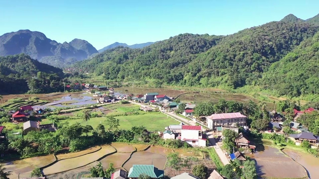 Sự phát triển của thôn Cao, xã Lũng Cao hôm nay có phần đóng góp không nhỏ của ông Hà Văn Phượng