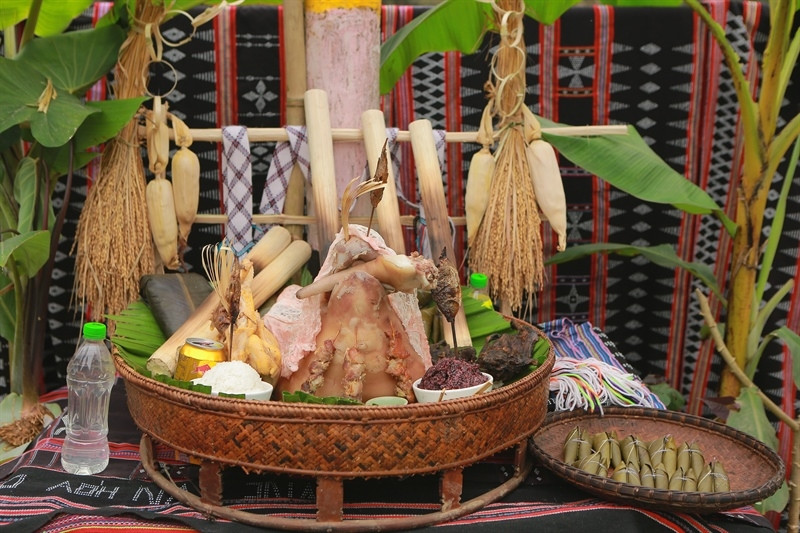 Bánh “tình yêu” của đồng bào Tà Ôi 3