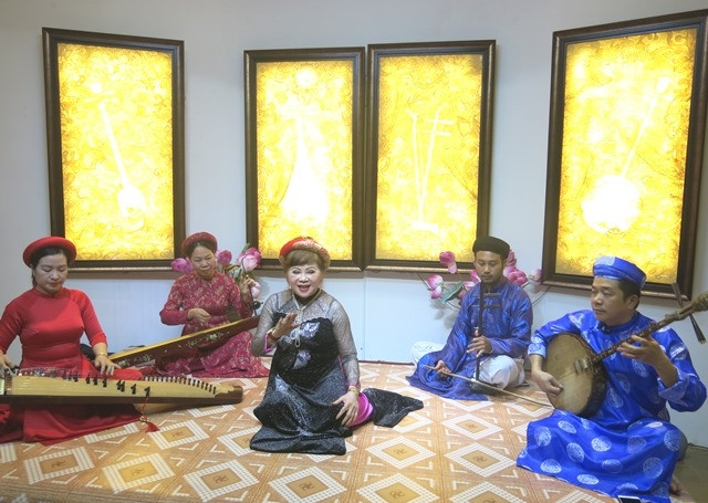 Biểu diễn ca Huế thính phòng vào tối cuối tuần tại Trung tâm Văn hóa, Thông tin và Thể thao TP. Huế