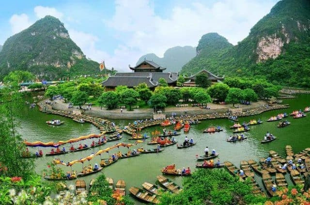 Chú trọng kiểm tra công tác đảm bảo an ninh, an toàn cho khách du lịch, nhất là đối với những địa phương, có hoạt động du lịch mạo hiểm, du lịch trên sông... (Ảnh minh họa)