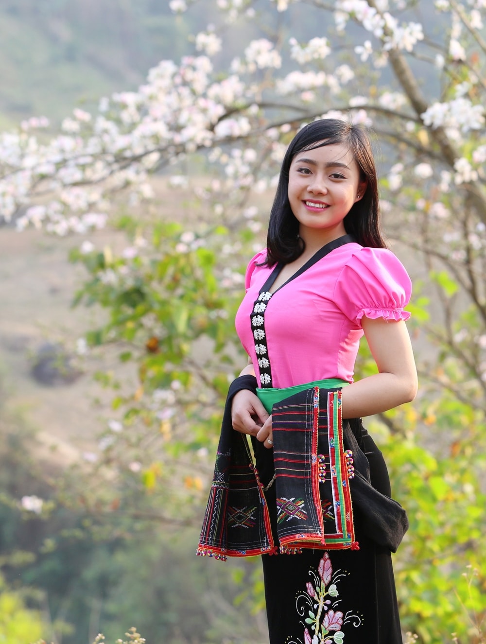 Hoa ban cũng biểu trưng cho tình yêu thủy chung, vĩnh cửu, phóng khoáng và lãng mạn (ảnh Ngọc Thành) Hoa ban cũng biểu trưng cho tình yêu thủy chung, vĩnh cửu, phóng khoáng và lãng mạn (ảnh Ngọc Thành)