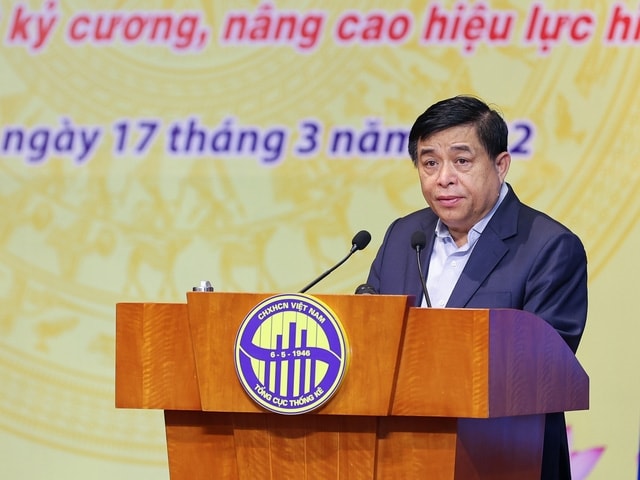 Bộ trưởng Nguyễn Chí Dũng cho rằng, thông tin thống kê đóng vai trò hết sức quan trọng, là nguồn thông tin chính thống, có tính pháp lý, là cơ sở để đánh giá, phân tích, dự báo tình hình kinh tế-xã hội cả nước và của từng ngành, lĩnh vực - Ảnh: VGP/Nhật Bắc