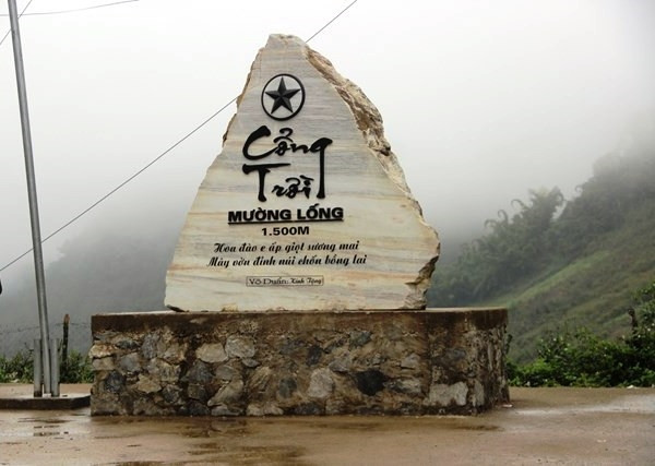 Cổng trời Mường Lống