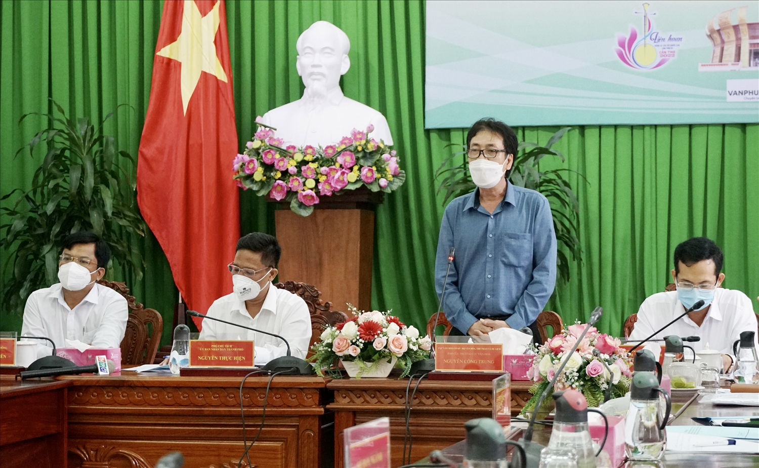 Quang cảnh buổi họp báo