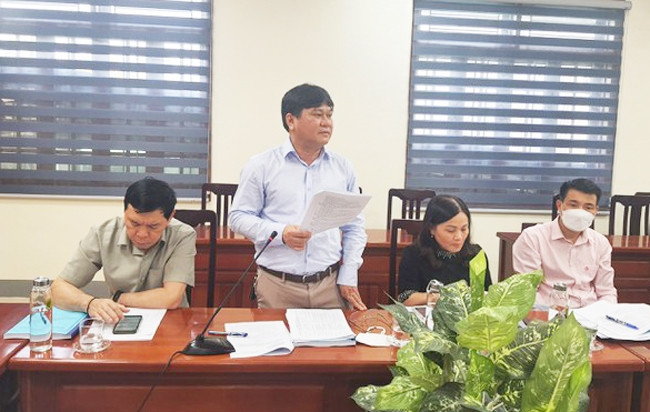 Các đại biểu thảo luận nguồn vốn ngân sách thực hiện Chương trình