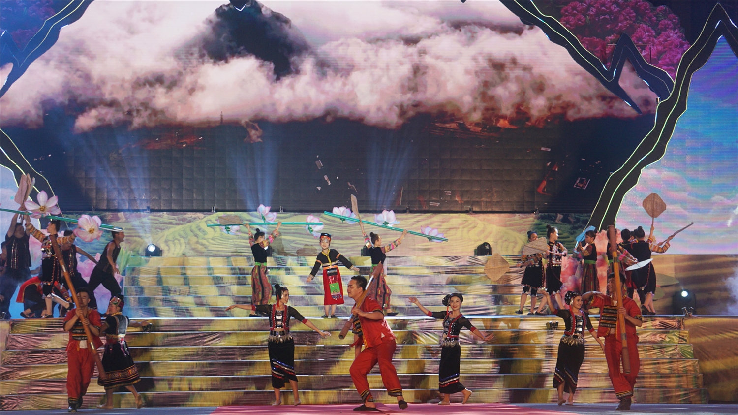 (TIN) Khai mạc Tuần Du lịch - Văn hóa Lai Châu năm 2022 6