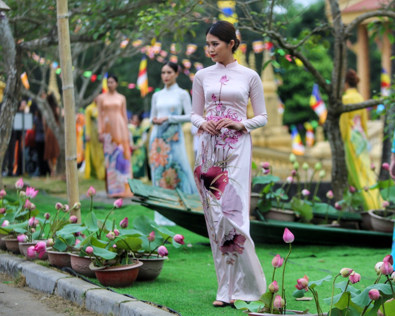 Khai mạc triển lãm “Sen trong đời sống văn hóa Việt” 5
