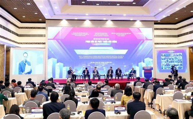 Quang cảnh Diễn đàn kinh tế Việt Nam 2021, tại Hà Nội  (Ảnh: Phạm Kiên/TTXVN)