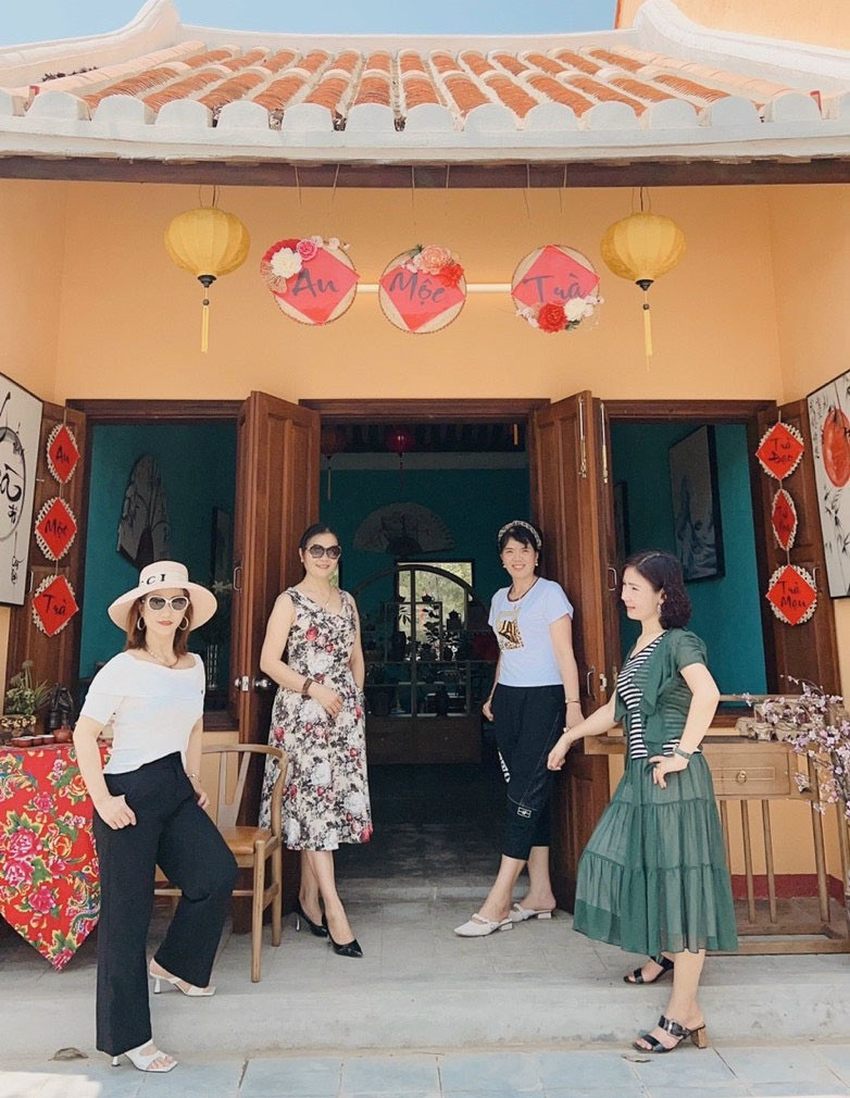 Mỗi không gian Hội An đều thu hút du khách đến tham quan, lưu lại dấu ấn bằng những bức ảnh kỷ niệm Mỗi không gian Hội An đều thu hút du khách đến tham quan, lưu lại dấu ấn bằng những bức ảnh kỷ niệm