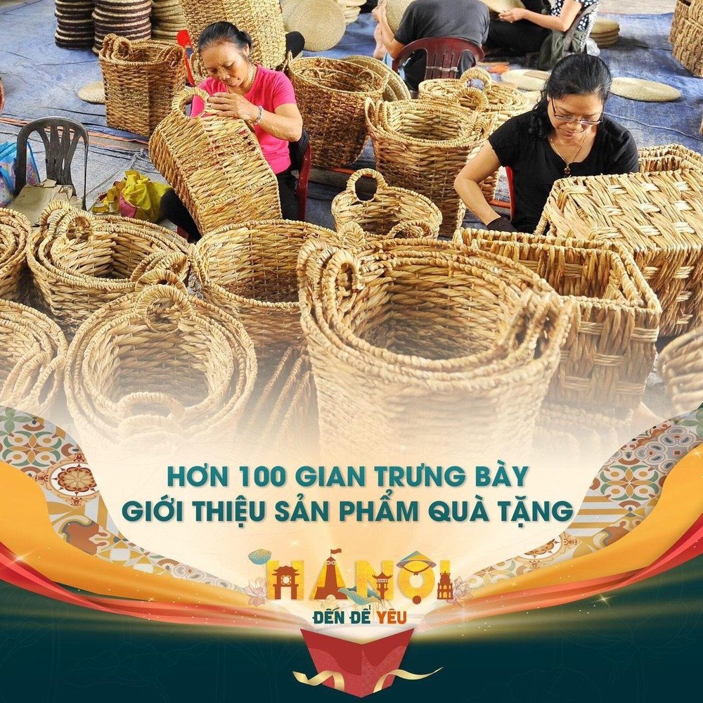 Nhiều không gian quà tặng truyền thống xuất hiện trong dịp này