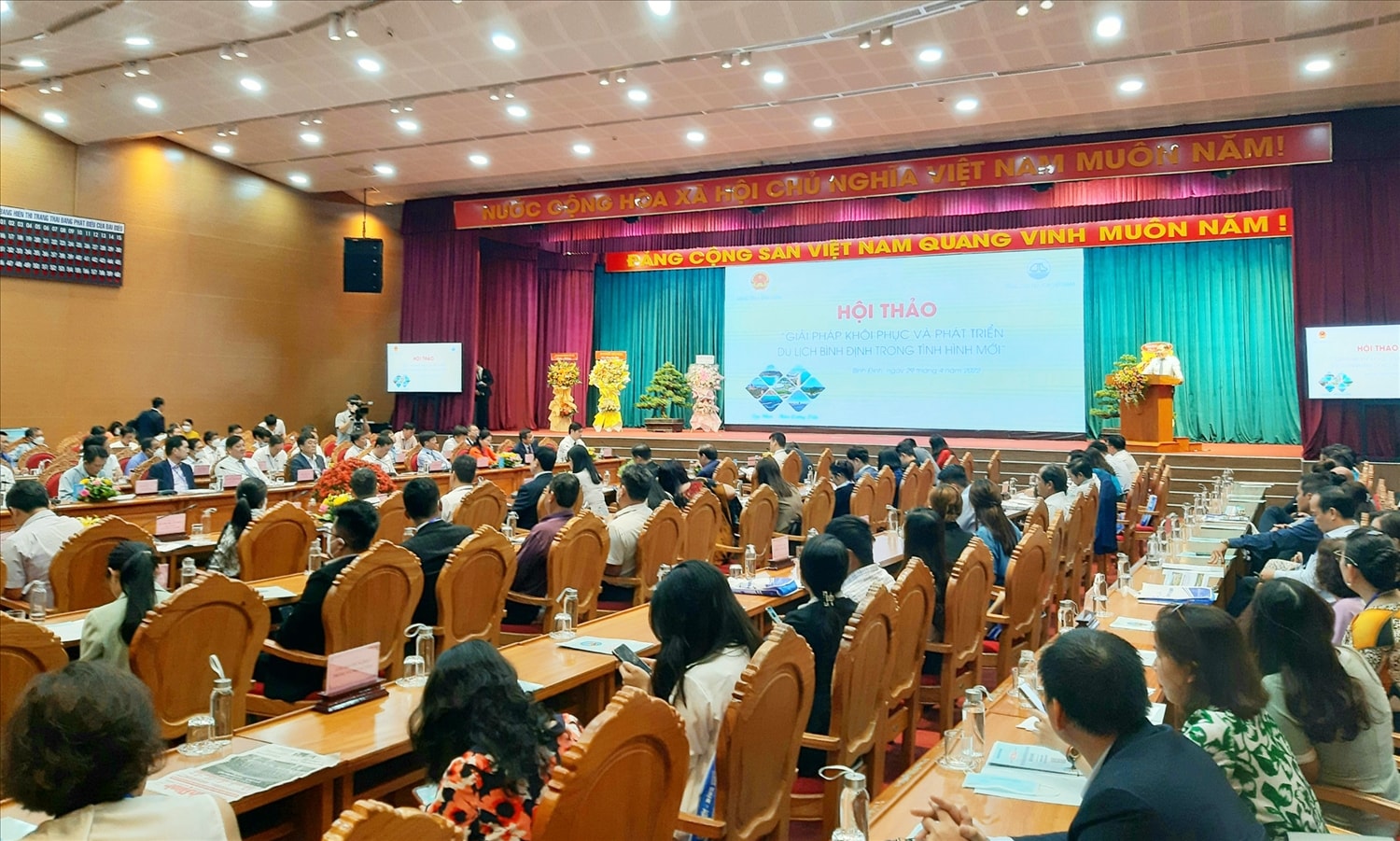 Quang cảnh Hội thảo Quang cảnh Hội thảo