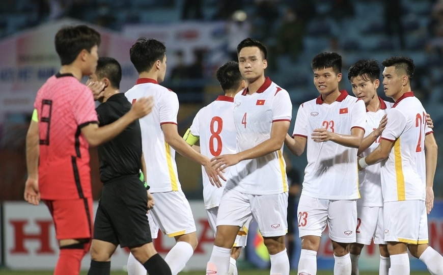 U23 Việt Nam giao hữu thắng U20 Hàn Quốc 1 - 0 ngày 22/4 ở sân Hàng Đẫy (Ảnh ITN) U23 Việt Nam giao hữu thắng U20 Hàn Quốc 1 - 0 ngày 22/4 ở sân Hàng Đẫy (Ảnh ITN)