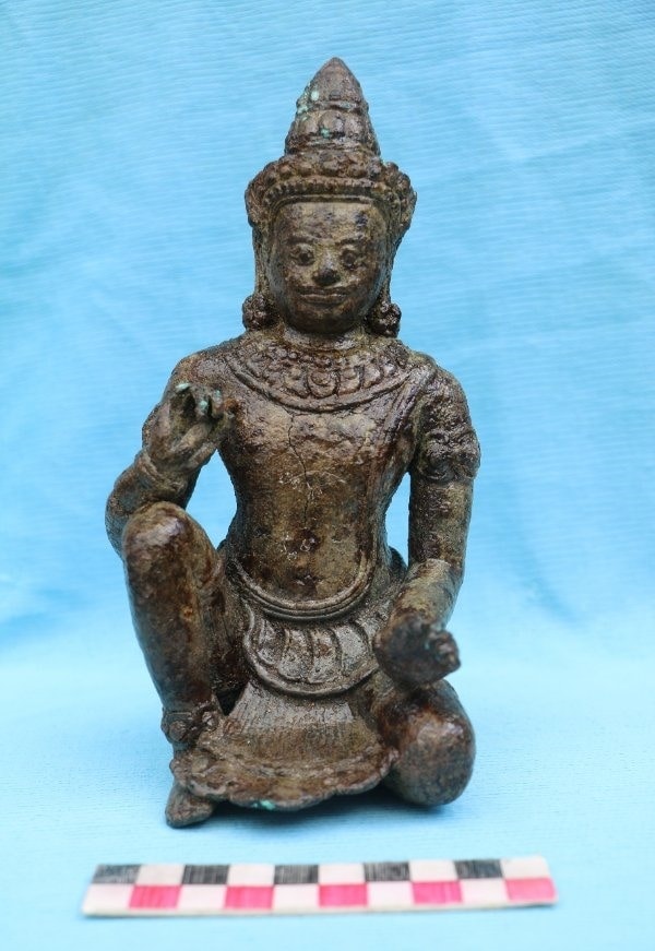 Tượng nam thần thế kỷ XI - XII