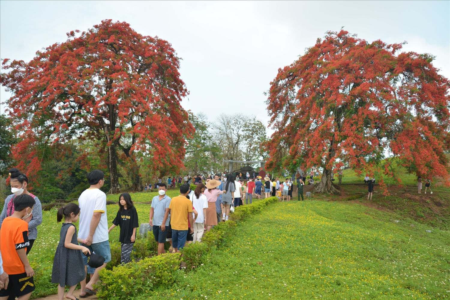 Đây cũng là điểm di tích thường xuyên thu hút lượng đông du khách đến tham quan đông trong các dịp kỷ niệm.