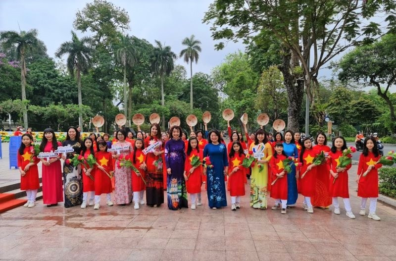 Ngày hội ''Áo dài xuống phố'', chào mừng SEA Games 31 2