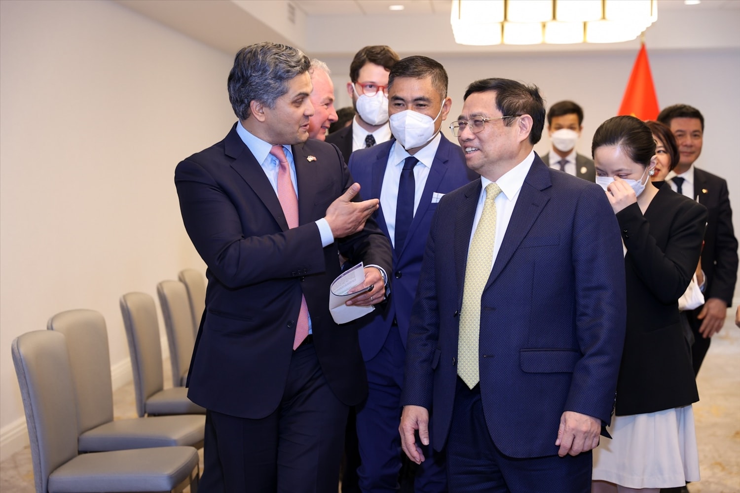Thủ tướng trao đổi với lãnh đạo một tập đoàn của Hoa Kỳ trong lĩnh vực năng lượng - Ảnh: VGP/Nhật Bắc Thủ tướng trao đổi với lãnh đạo một tập đoàn của Hoa Kỳ trong lĩnh vực năng lượng - Ảnh: VGP/Nhật Bắc