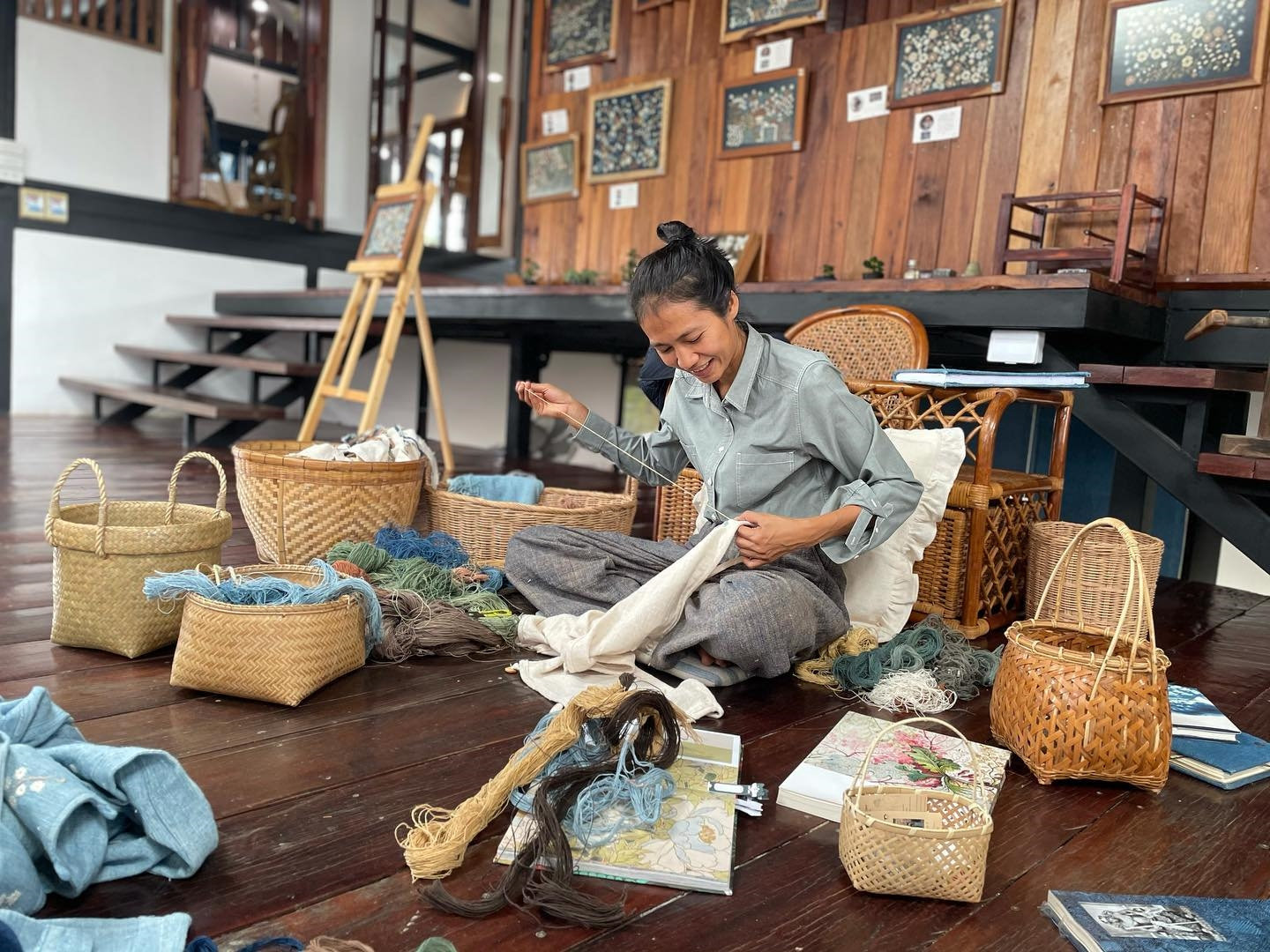 Pilan Meaw Thaisuang, người sáng lập thương hiệu quần áo Thái Lan Bhukram.