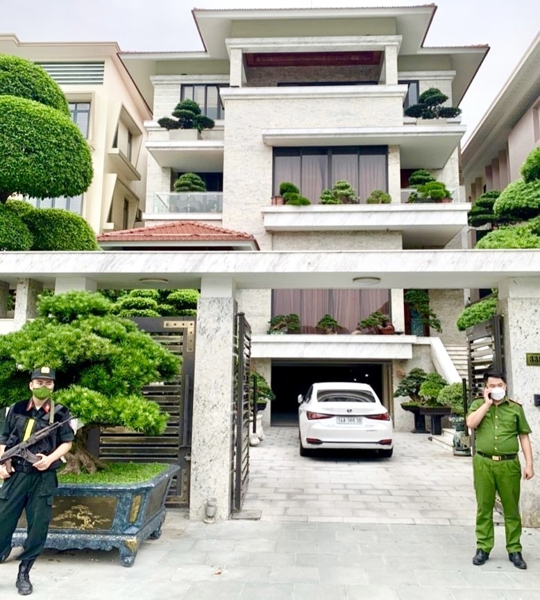 (Tin) Bắt tạm giam nguyên Chủ tịch UBND TP Hạ Long 1