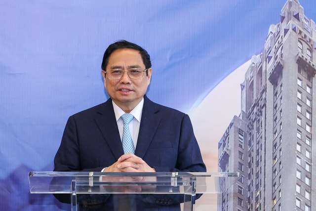 Thủ tướng gửi lời chúc mừng và biểu dương Ban lãnh đạo của Tập đoàn FPT nói chung và tập thể cán bộ, nhân viên của FPT America nói riêng - Ảnh VGP/Nhật Bắc Thủ tướng gửi lời chúc mừng và biểu dương Ban lãnh đạo của Tập đoàn FPT nói chung và tập thể cán bộ, nhân viên của FPT America nói riêng - Ảnh VGP/Nhật Bắc