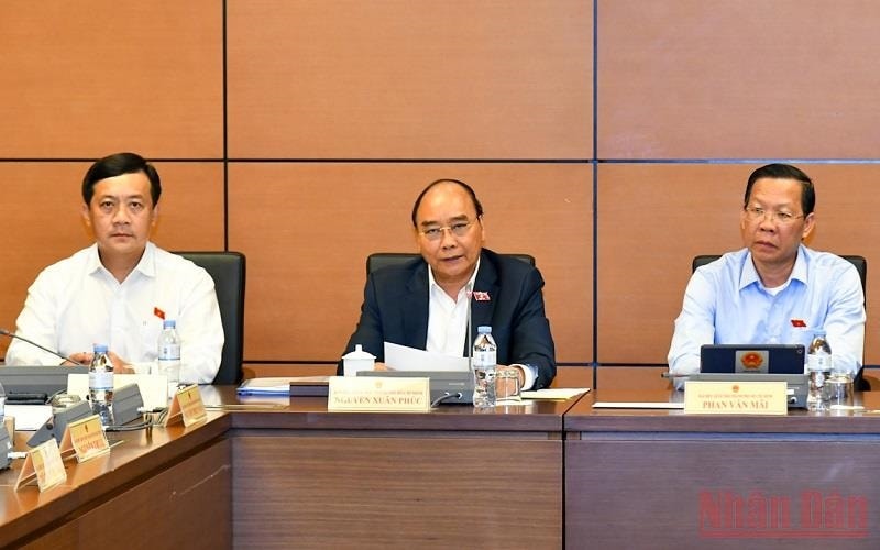 Chủ tịch nước Nguyễn Xuân Phúc phát biểu ý kiến thảo luận tại Tổ 2 chiều 26/5. (Ảnh: LINH NGUYÊN) Chủ tịch nước Nguyễn Xuân Phúc phát biểu ý kiến thảo luận tại Tổ 2 chiều 26/5. (Ảnh: LINH NGUYÊN)