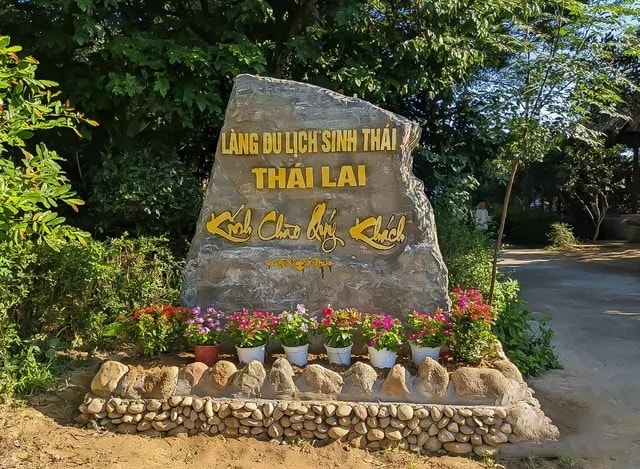 Làng du lịch sinh thái cộng đồng Thái Lai. Làng du lịch sinh thái cộng đồng Thái Lai.
