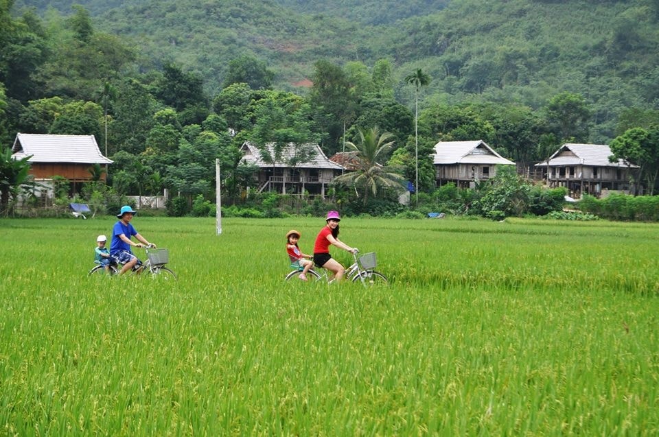 Bản Lác-Điểm đến thú vị cuối tuần 1
