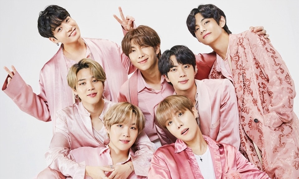 Các thành viên nhóm nhạc nam của Hàn Quốc BTS. Ảnh: YONHAP/TTXVN