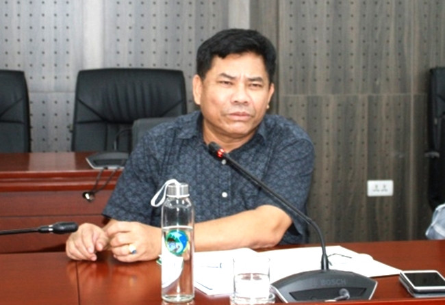 Thứ trưởng, Phó Chủ nhiệm Y Thông phát biểu tại buổi làm việc