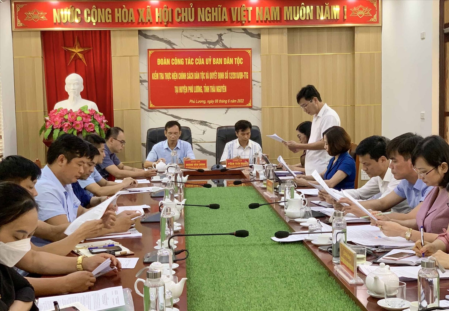 Đoàn công tác của Uỷ ban Dân tộc kiểm tra thực hiện chính sách cho Người có uy tín tại huyện Phú Lương Đoàn công tác của Uỷ ban Dân tộc kiểm tra thực hiện chính sách cho Người có uy tín tại huyện Phú Lương