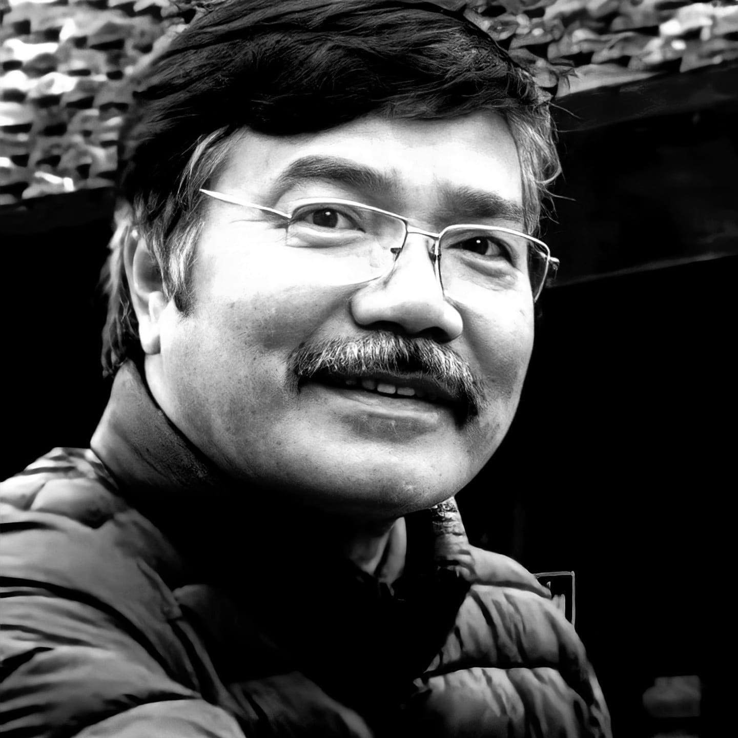 Chân dung hoạ sĩ Trần Thái
