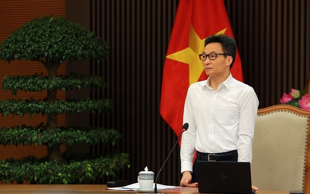 Phó Thủ tướng Vũ Đức Đam: Giải quyết những khó khăn trong mua sắm, đấu thầu thuốc, vật tư, trang thiết bị y tế không phải chỉ bằng mệnh lệnh hành chính - Ảnh: VGP/Đình Nam
