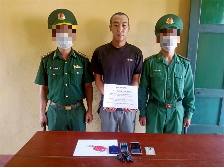Đối tượng La Văn Thọ cùng tang vật