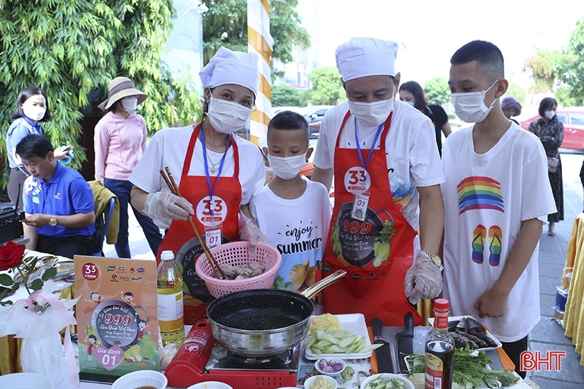 Các địa phương trên cả nước kỷ niệm Ngày Gia đình Việt Nam (28/6) 