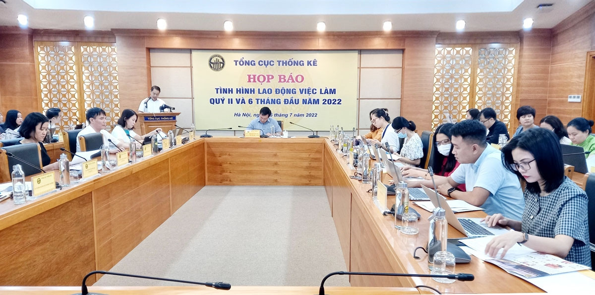 Toàn cảnh buổi Họp báo