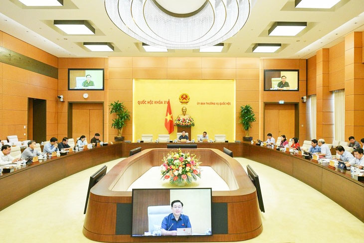 Phiên họp thứ 12 của Ủy ban Thường vụ Quốc hội