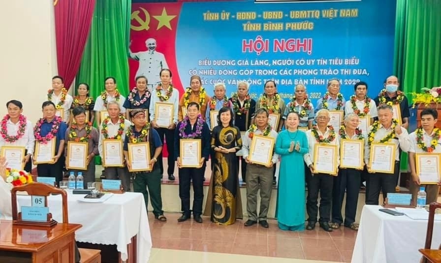 Người uy tín ở Bình Phước- Điểm tựa của đồng bào dân tộc thiểu số