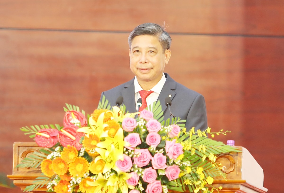 Ông Đồng Văn Thanh, Chủ tịch UBND tỉnh Hậu Giang phát biểu khai mạc Hội nghị
