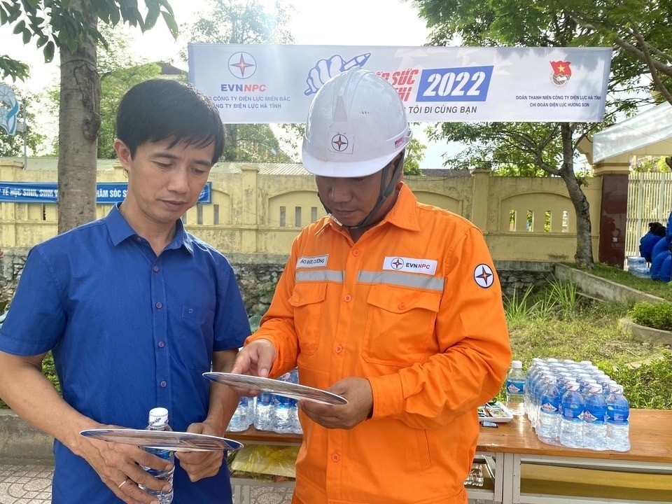 CĐ: EVNNPC 6 tháng đầu năm: Điện thương phẩm tăng 5,6% so với cùng kỳ 1