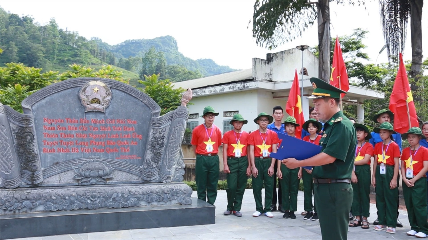 Việc quan tâm giáo dục truyền thống cách mạng cho thế hệ trẻ được các cấp, các ngành trên địa bàn huyện Mường Khương quan tâm triển khai