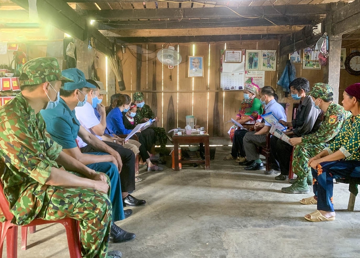 Người có uy tín trên địa bàn tỉnh Hà Giang luôn tích cực tuyên truyền, vận động Nhân dân tham gia bảo vệ vững chắc chủ quyền biên giới quốc gia, phát triển kinh tế, xoá đói, giảm nghèo