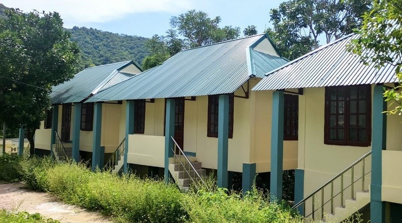 Những ngôi nhà ở trong Làng học sinh đã được 