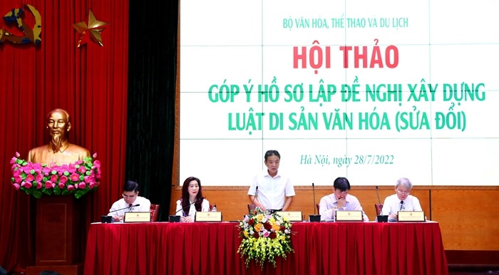 Thứ trưởng Bộ Văn hóa Thể thao và Du lịch- Hoàng Đạo Cương chủ trì Hội thảo