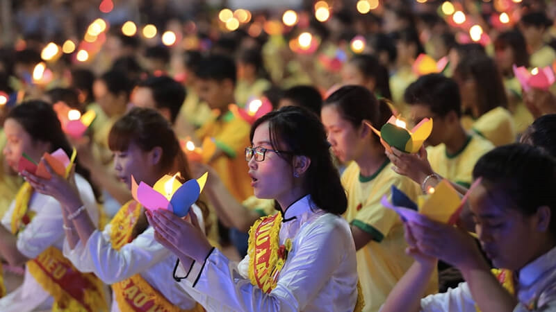 Lễ Vu Lan là một ngày đại lễ của Phật Giáo và nay đã trở thành ngày lễ của người dân Việt Nam
